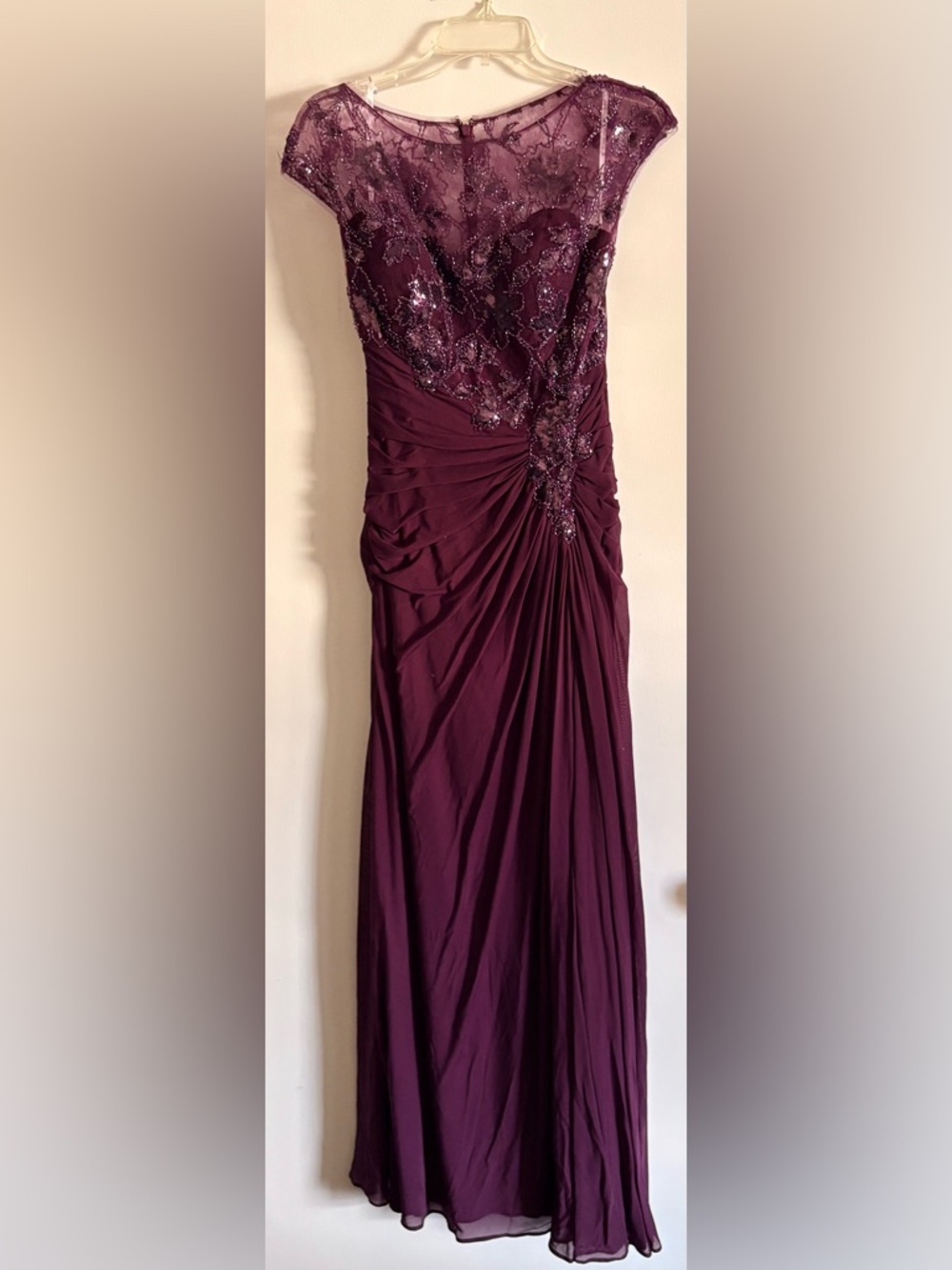 Jasmine Plum Lace Bodice Ruched Maxi Dress. size 8 - Picture 3 of 5